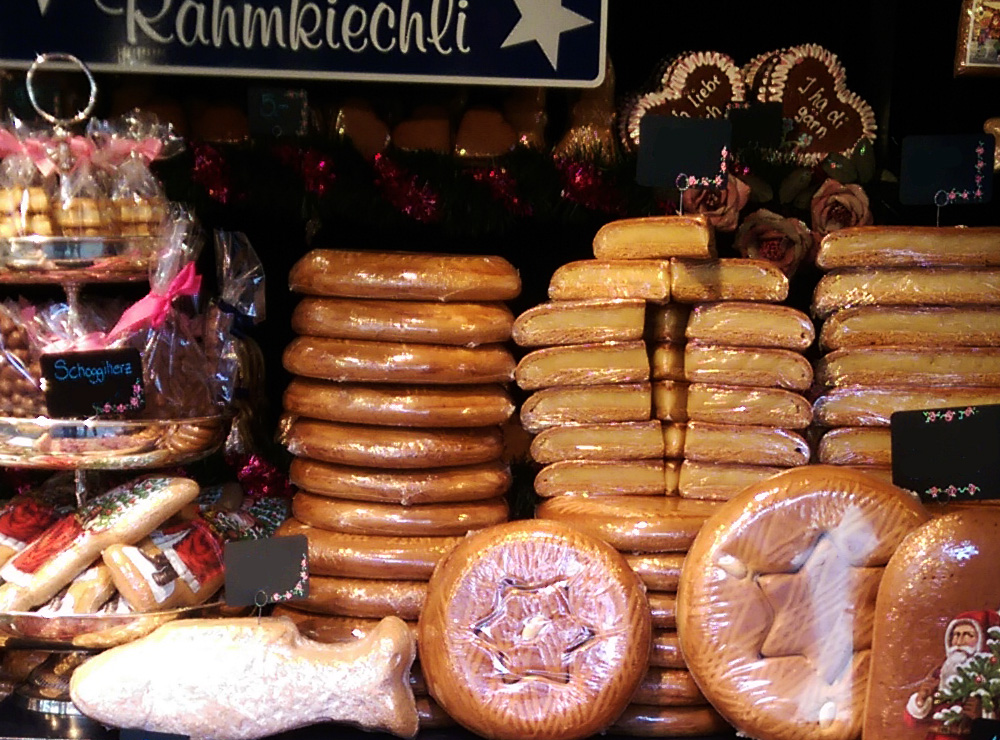 Weihnachtsmarkt Basel Barfüsserplatz Confiserie Jonasch